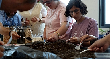 SGM’ler ‘engelsiz yüreklerin’ hayata bakışını değiştiriyor: “Kızım burada sosyalleşti, hayatı değişti”