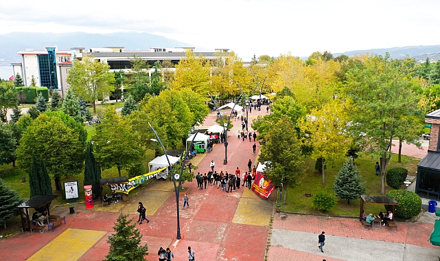SAÜ Seçmenin Düşüncelerini Araştırdı