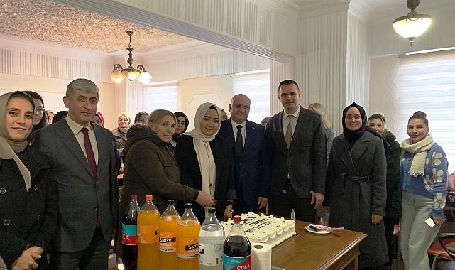 Serdivan HEM’de 24 Kasım Öğretmenler Günü Programı Yapıldı