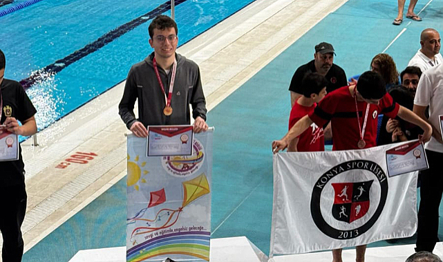 Büyükşehirli yüzücü Selim Kerem Serbest Türkiye Mersin’de tarih yazdı