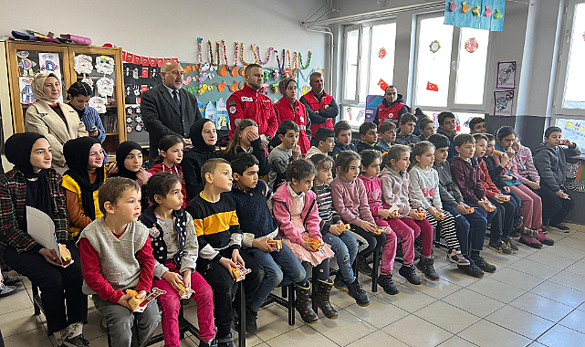 Hendekli Öğrencilere Deprem Bilincini Artırma Eğitimi Verildi.