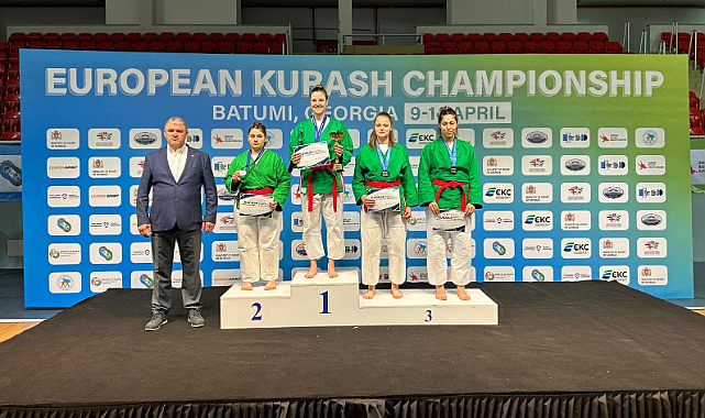 Ece Zurnacı İlimize Gümüş Madalya ile Döndü.