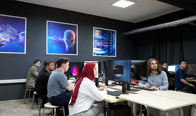 SUBÜ Bilişim Teknolojileri MYO’da Yüksek kapasiteli bilgisayar laboratuvarı kuruldu