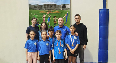 Yetenekli raketler kürsünün sahibi oldu.