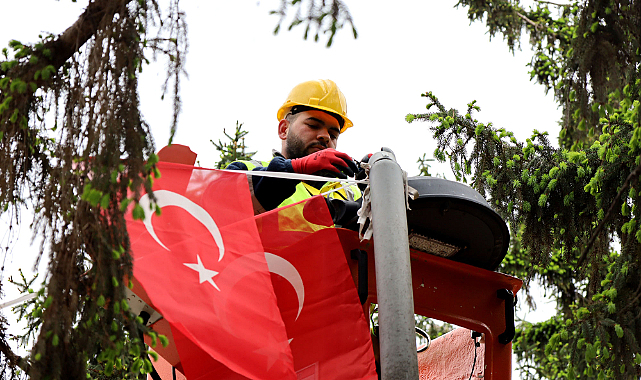 Adapazarı Atatürk Bulvarı’na LED aydınlatma